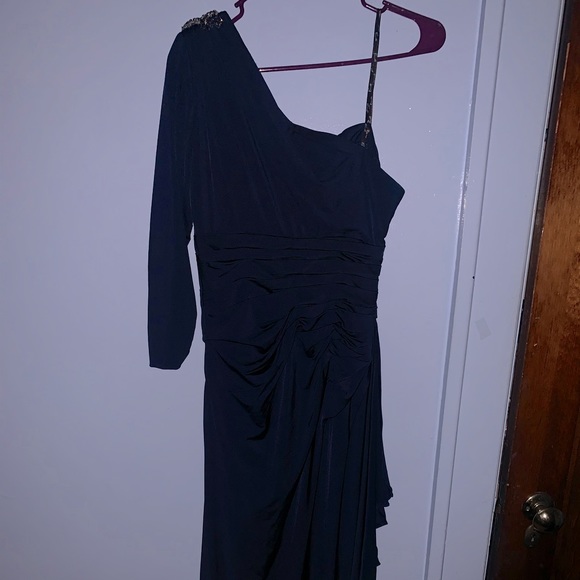 BLACK SIMPLE DRESS. size 8. Brand new - Picture 1 of 6